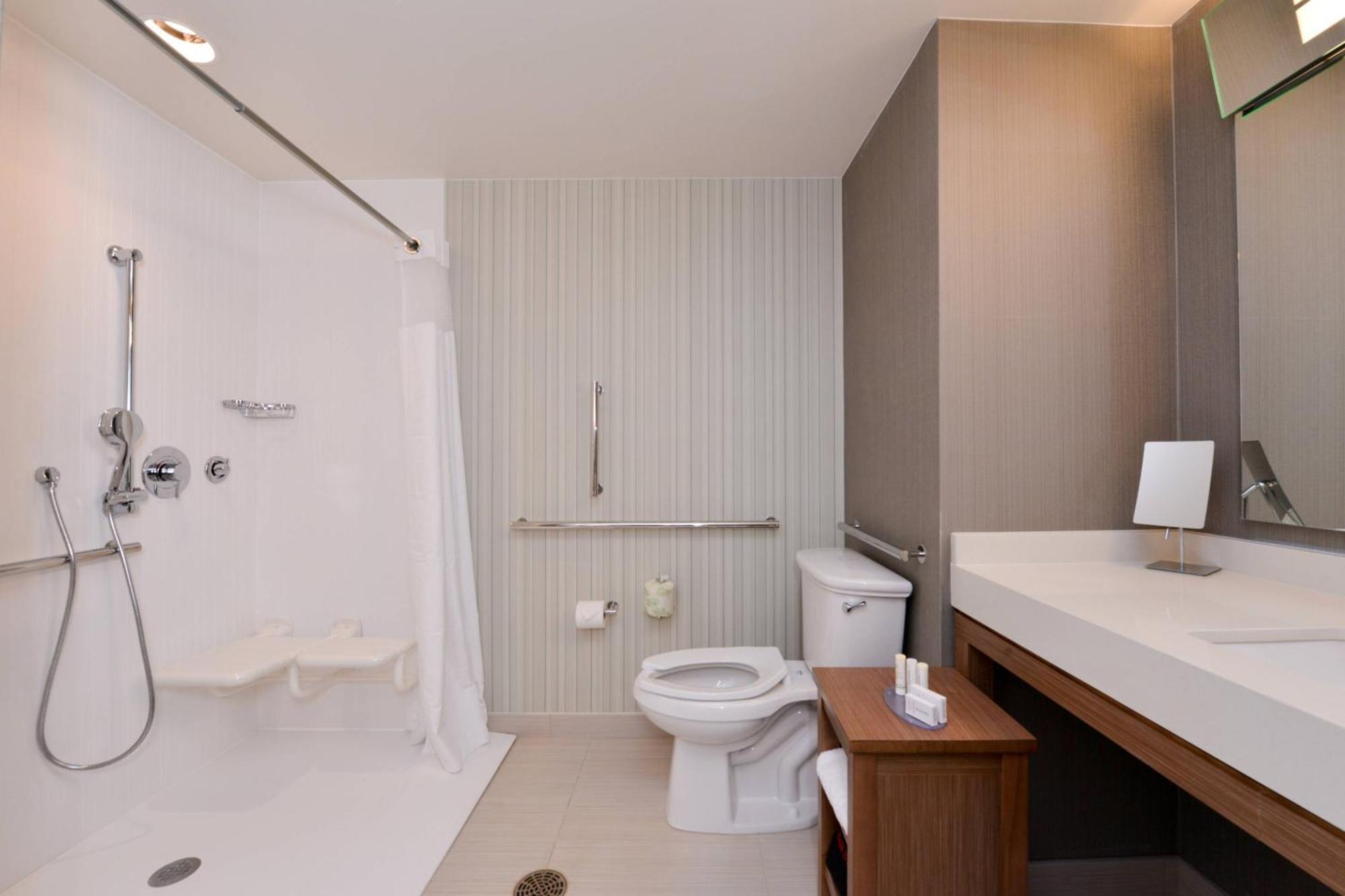 Hotel Courtyard By Marriott Toledo North Exterior foto